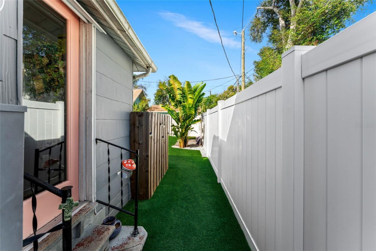 783 30th Avenue N, Saint Petersburg, FL 33704 Photo