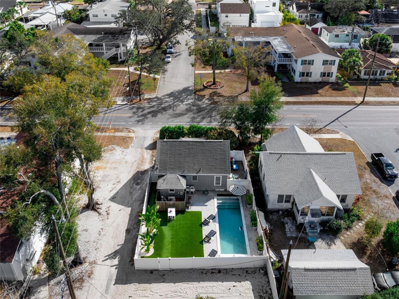 783 30th Avenue N, Saint Petersburg, FL 33704 Photo