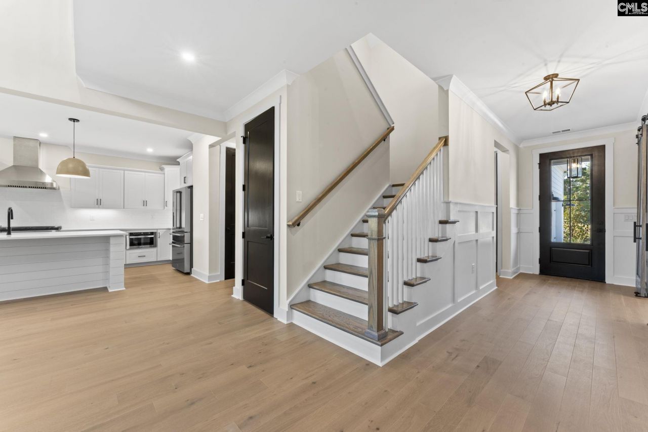 2033 Fairway View  Photo 12