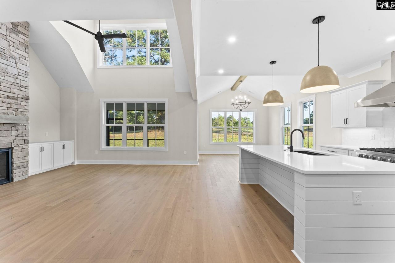 2033 Fairway View  Photo 16