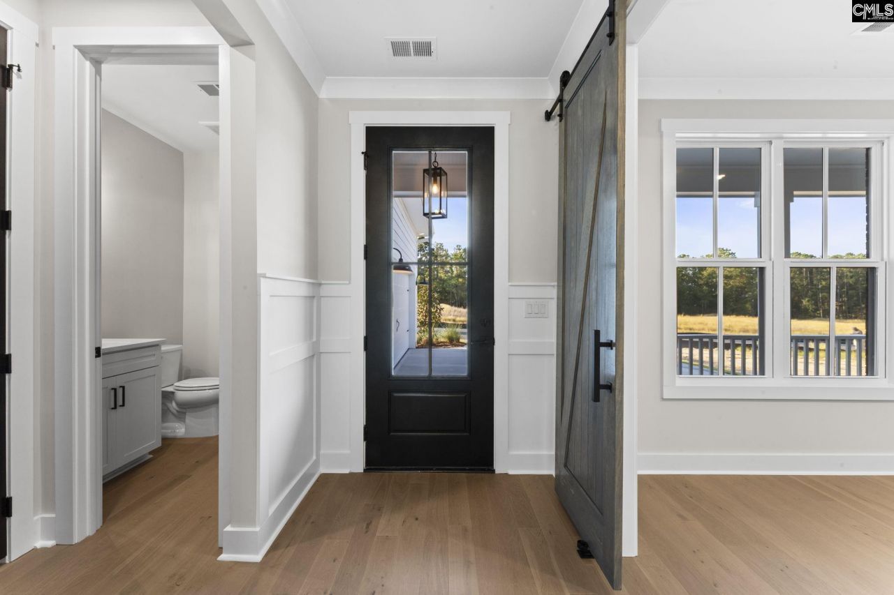 2033 Fairway View  Photo 6