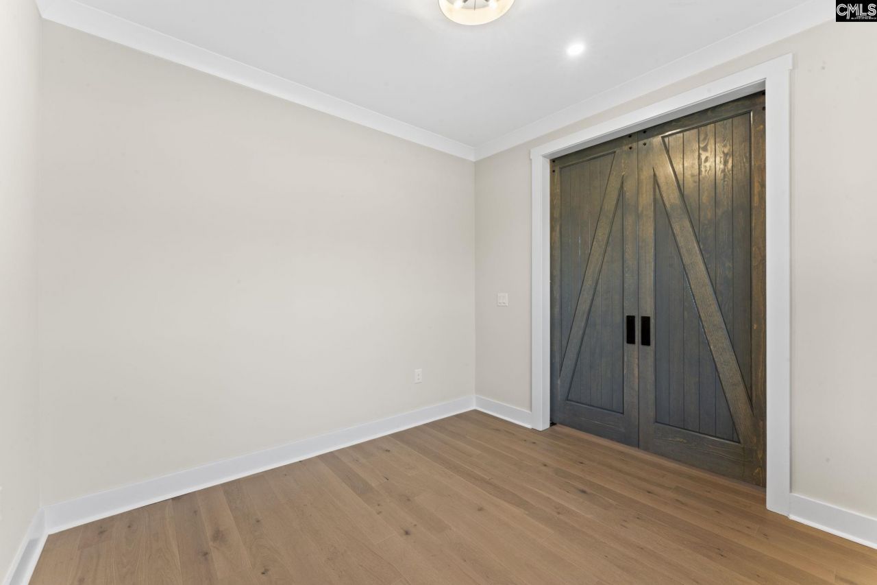 2033 Fairway View  Photo 8