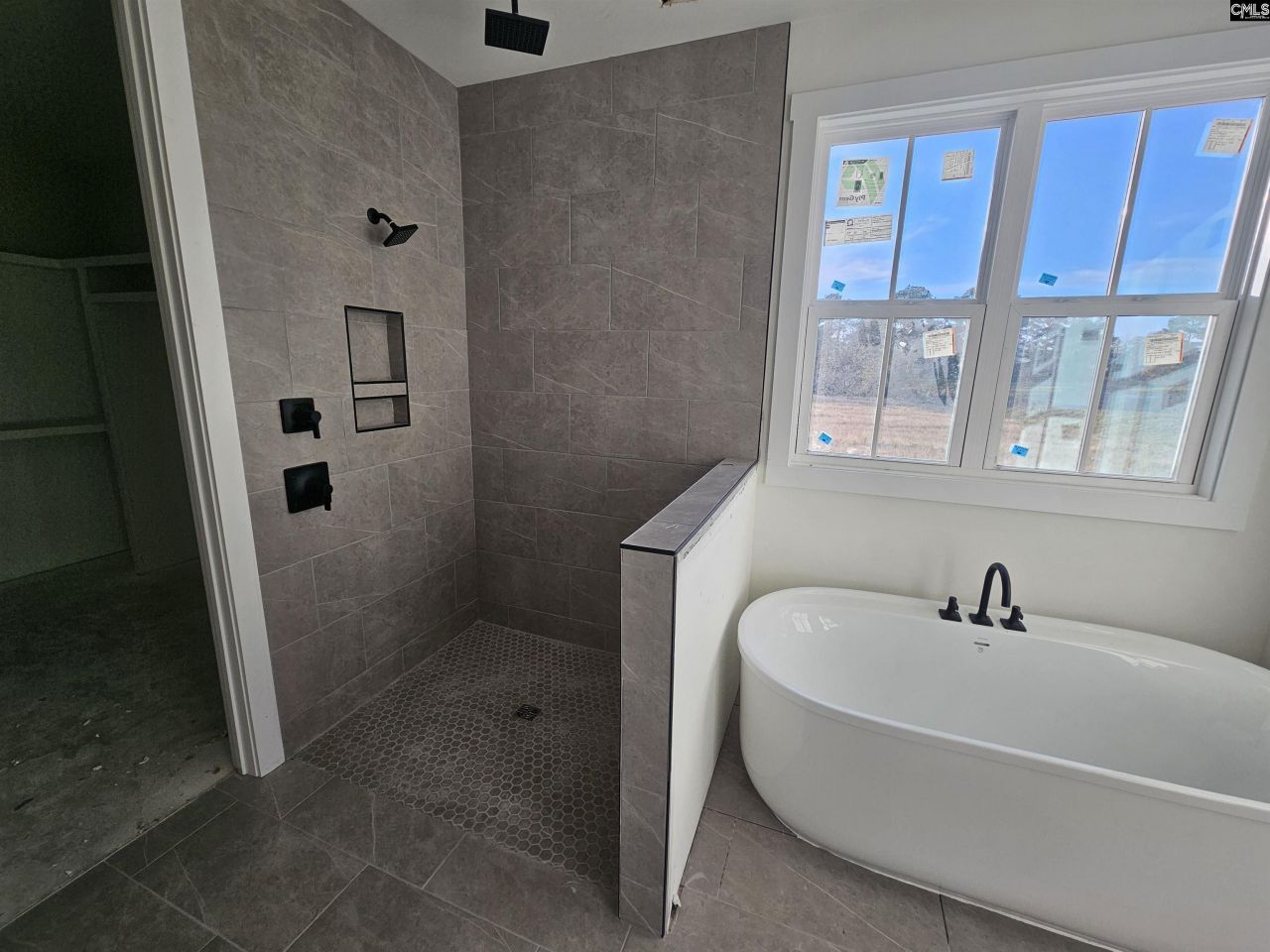 2025 Fairway View  Photo 9