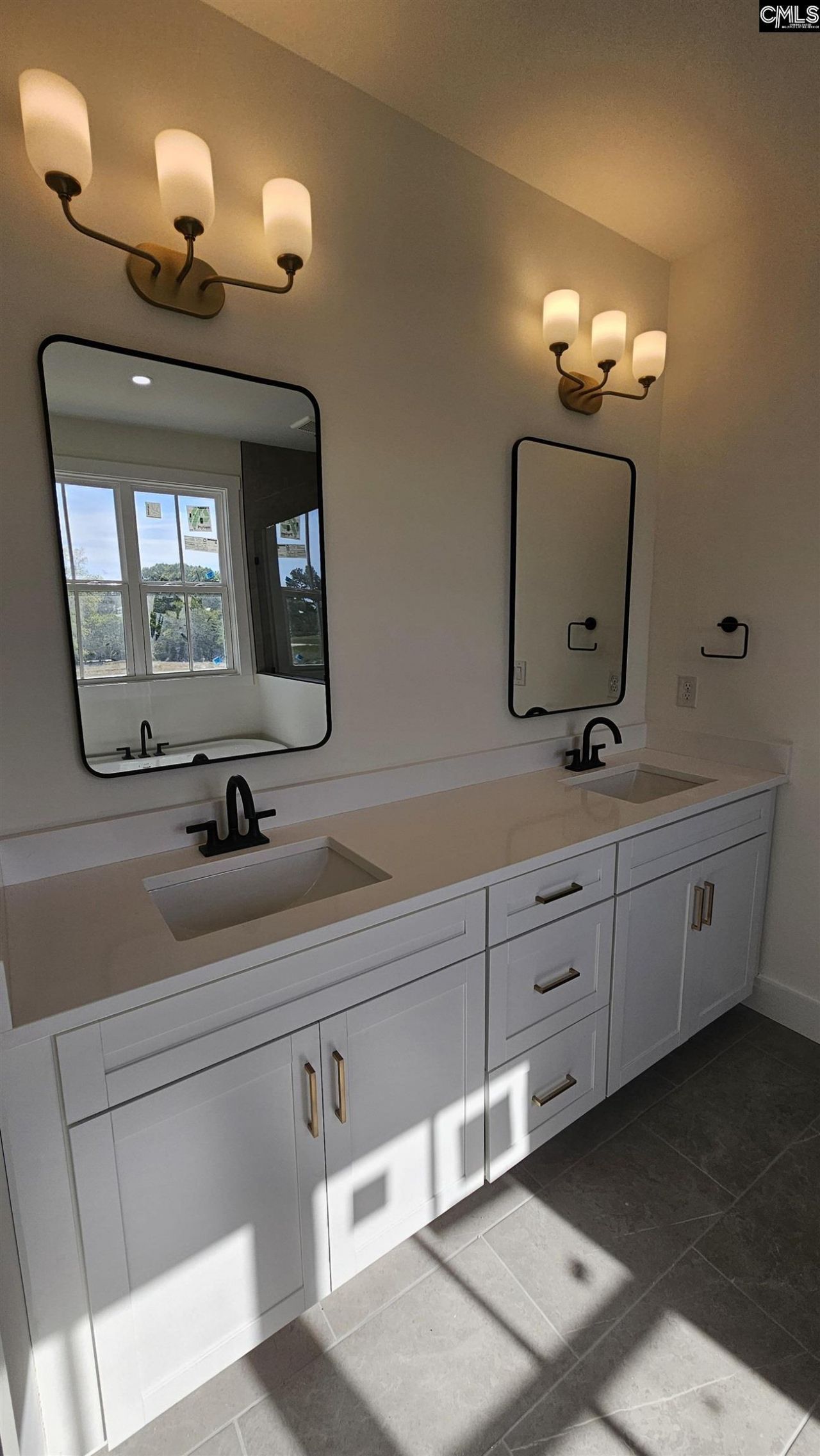 2025 Fairway View  Photo 17