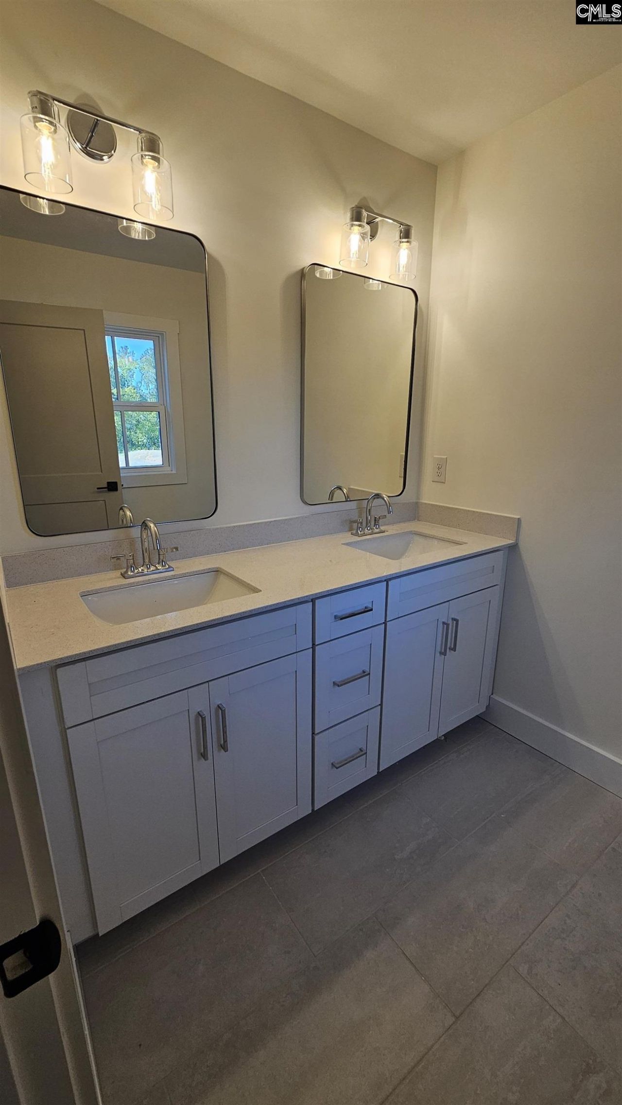 2025 Fairway View  Photo 28