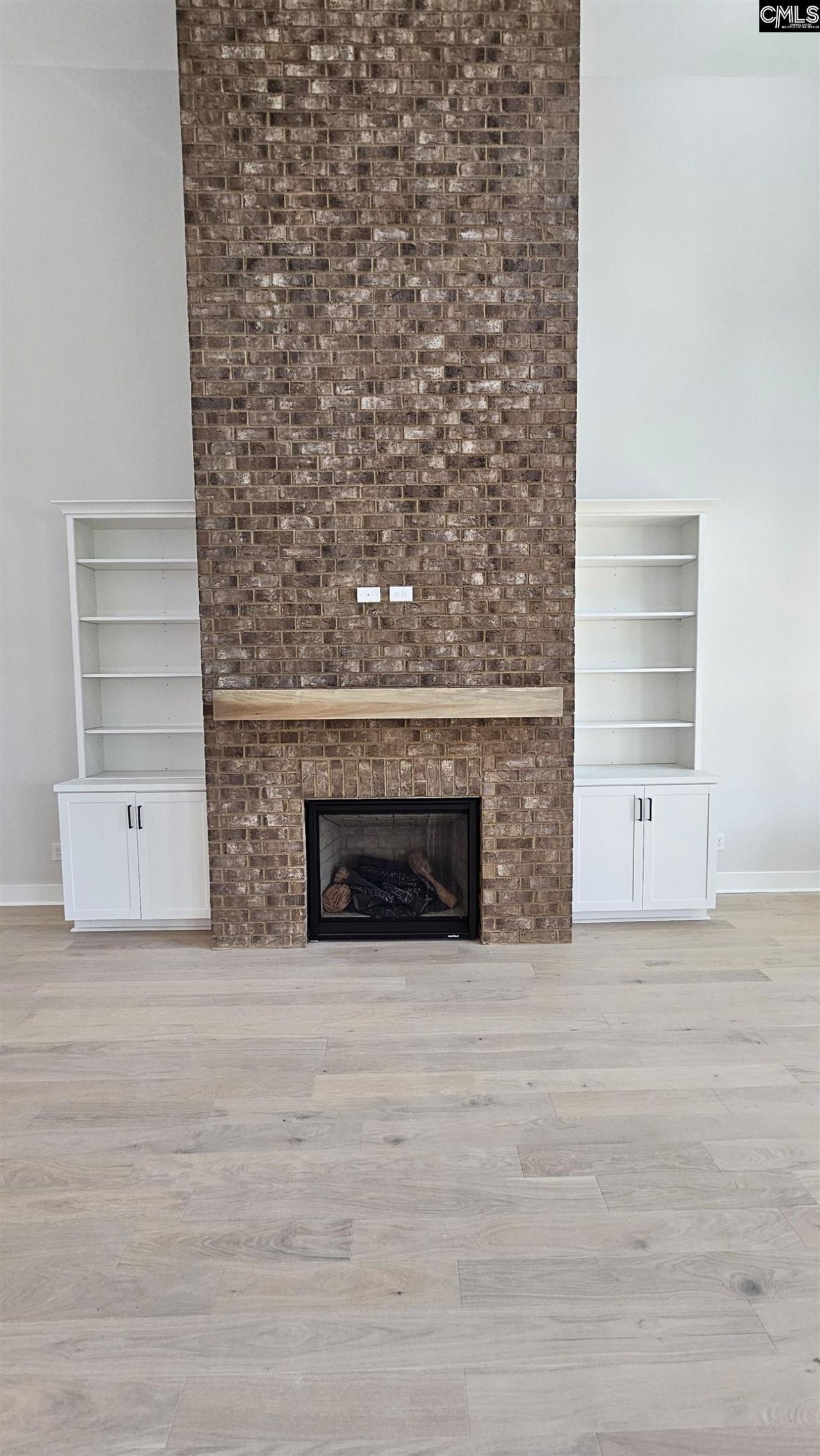 2025 Fairway View  Photo 9