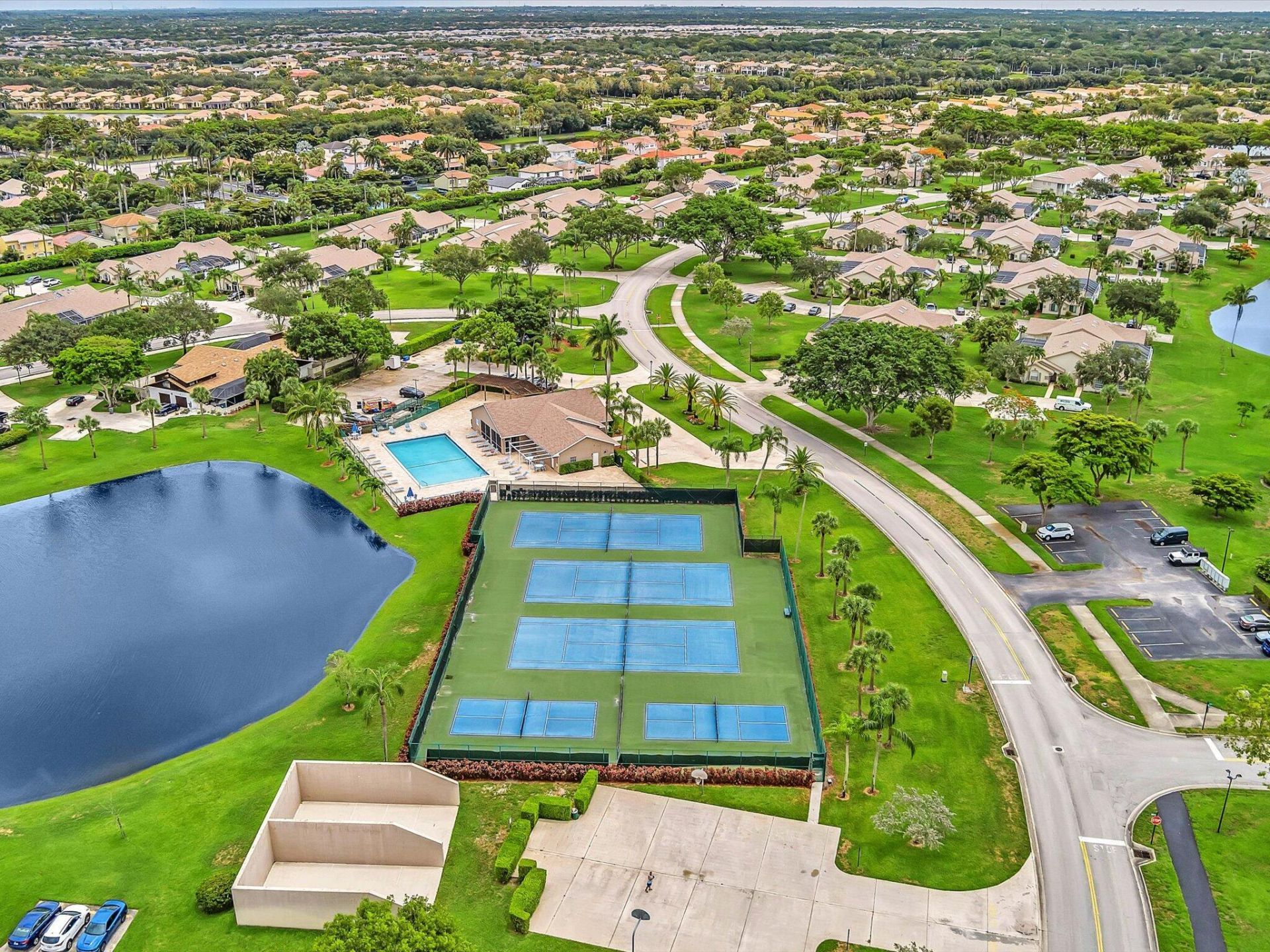 9165 Vineland Court, Unit Apt. C, Boca Raton, FL 33496 Photo