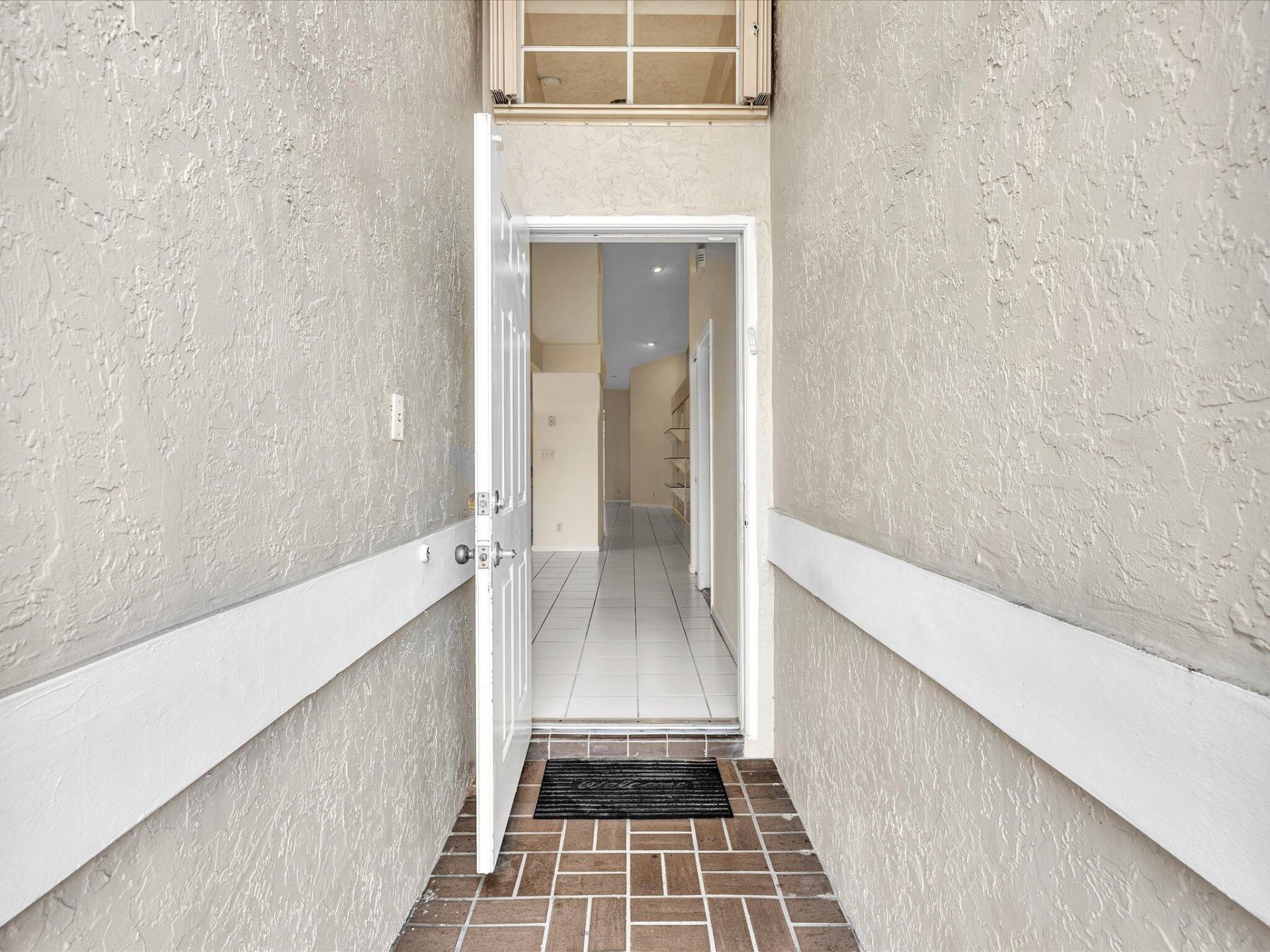 9165 Vineland Court, Unit Apt. C, Boca Raton, FL 33496 Photo