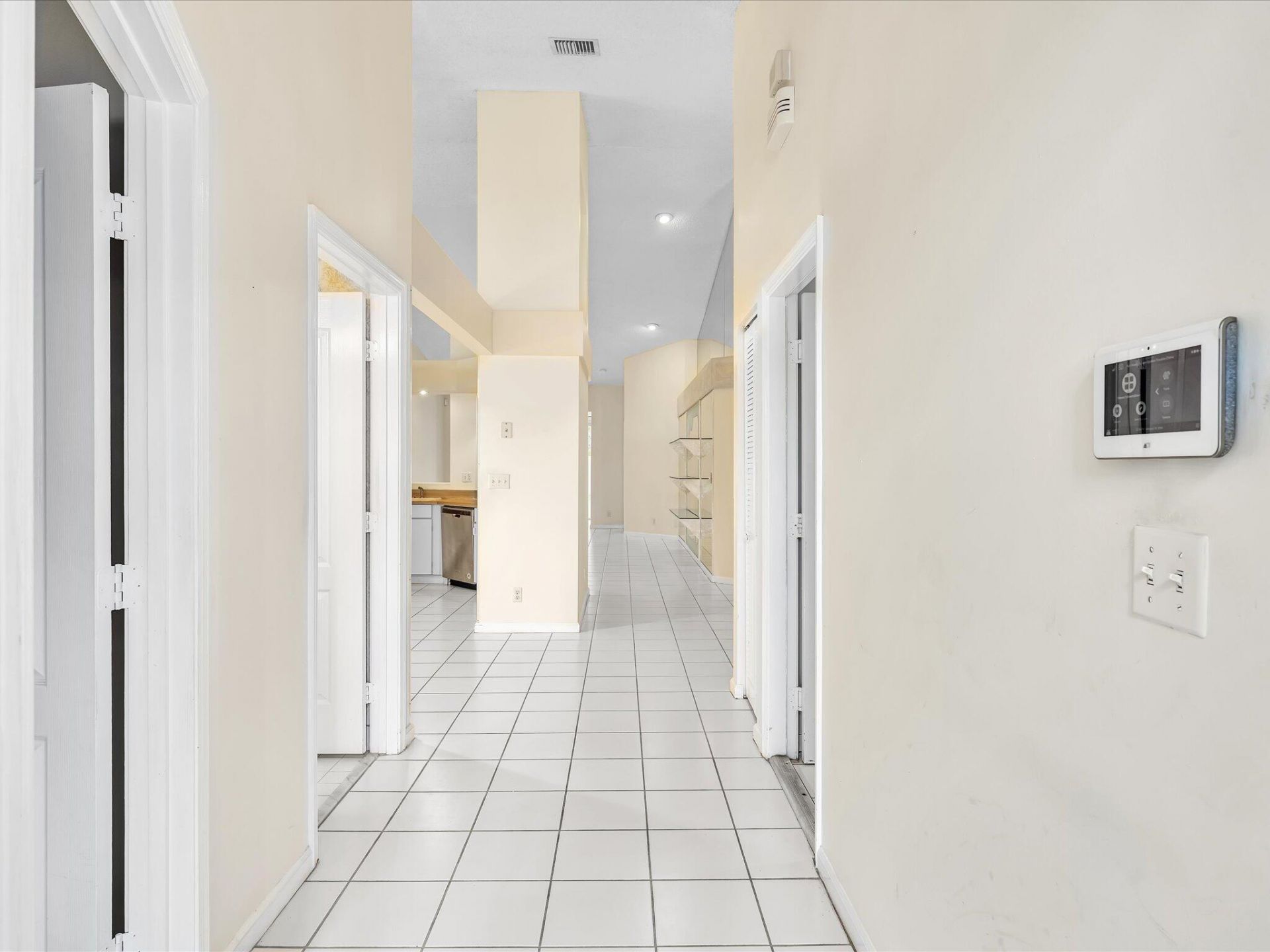 9165 Vineland Court, Unit Apt. C, Boca Raton, FL 33496 Photo