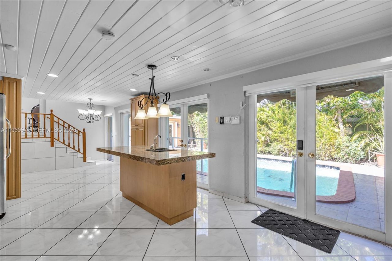 7941 SW 18th Ter, Miami, FL 33155 Photo