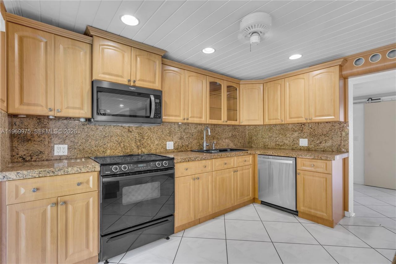 7941 SW 18th Ter, Miami, FL 33155 Photo