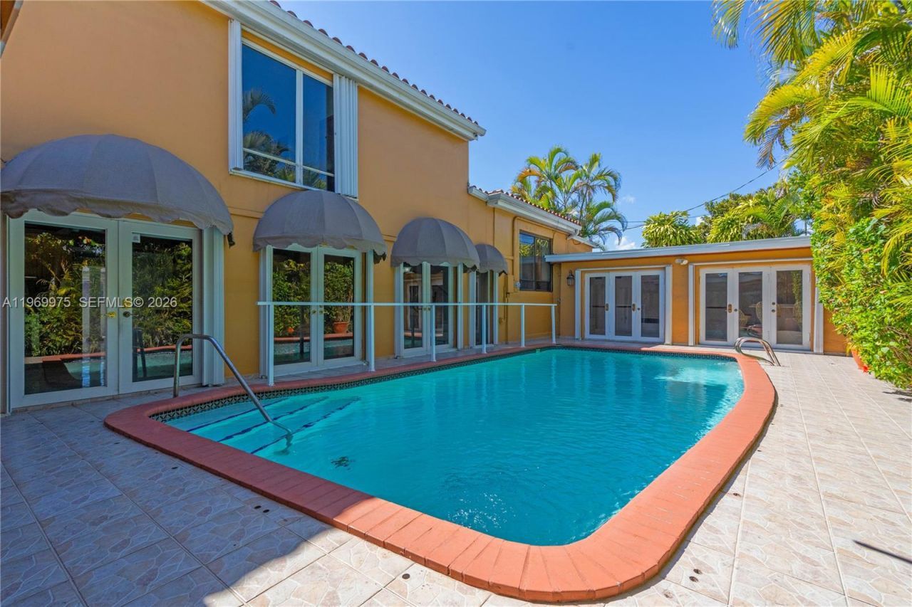 7941 SW 18th Ter, Miami, FL 33155 Photo