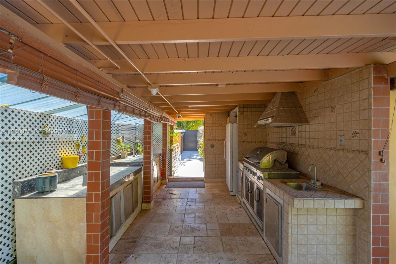 7941 SW 18th Ter, Miami, FL 33155 Photo