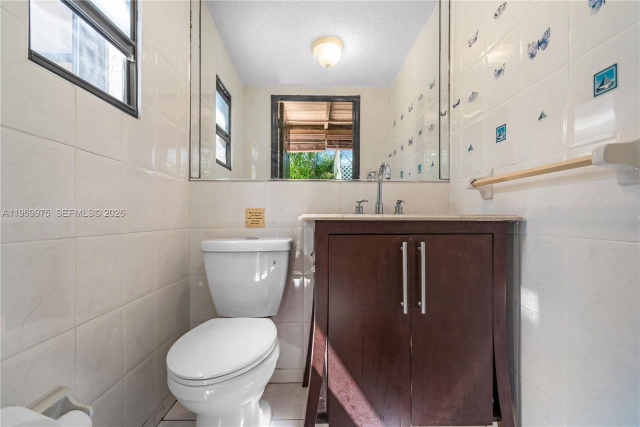 7941 SW 18th Ter, Miami, FL 33155 Photo