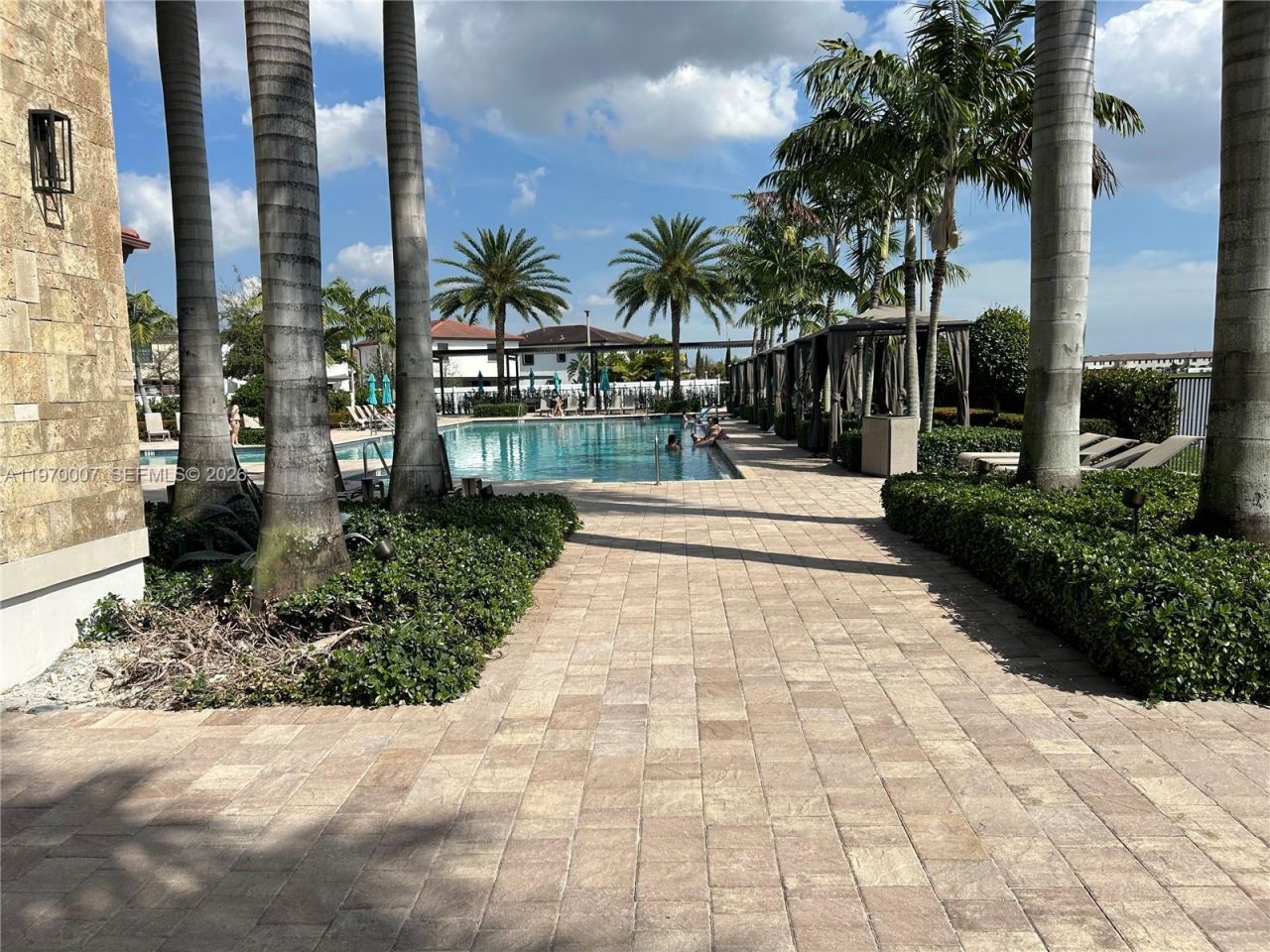 10371 W 33rd Ct, Unit 10371, Hialeah, FL 33018 Photo