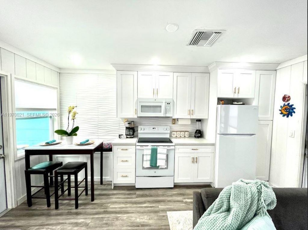 1218 N 24th Ave , Hollywood, FL 33020 Photo