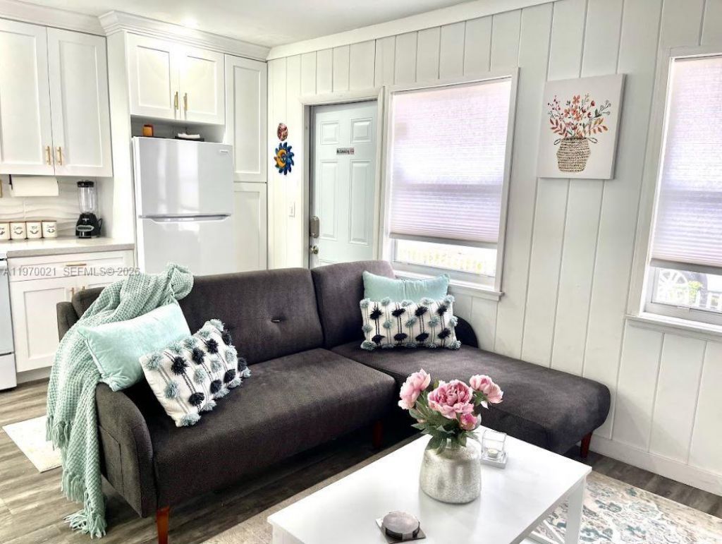 1218 N 24th Ave , Hollywood, FL 33020 Photo