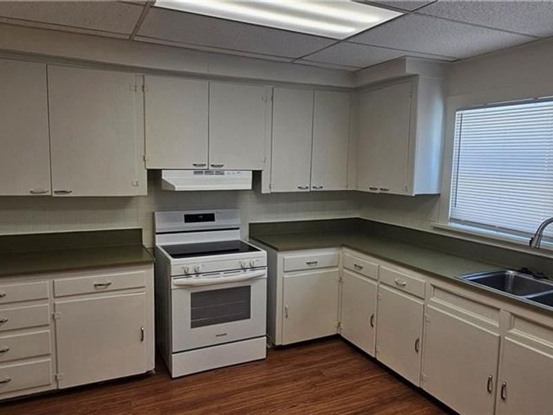 439 W Fairview Avenue, Unit 1208, Dayton, OH 45405 Photo 8