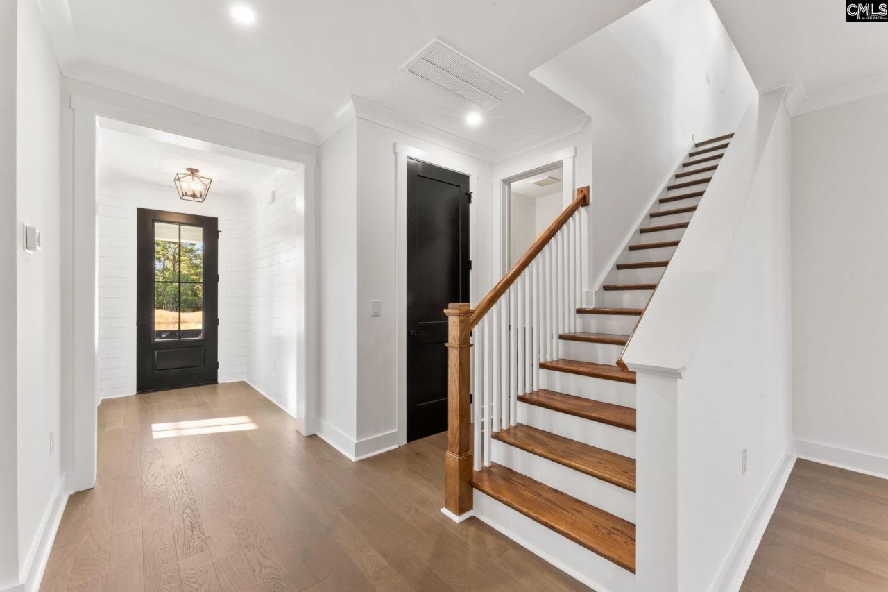 2037 Fairway View  Photo 8