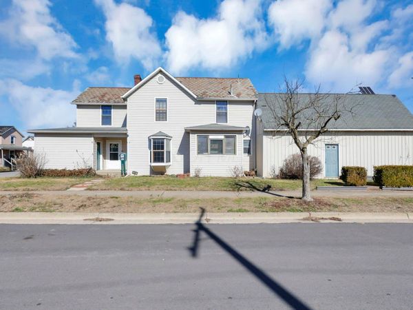 302 Washington Avenue, Lancaster, OH 43130