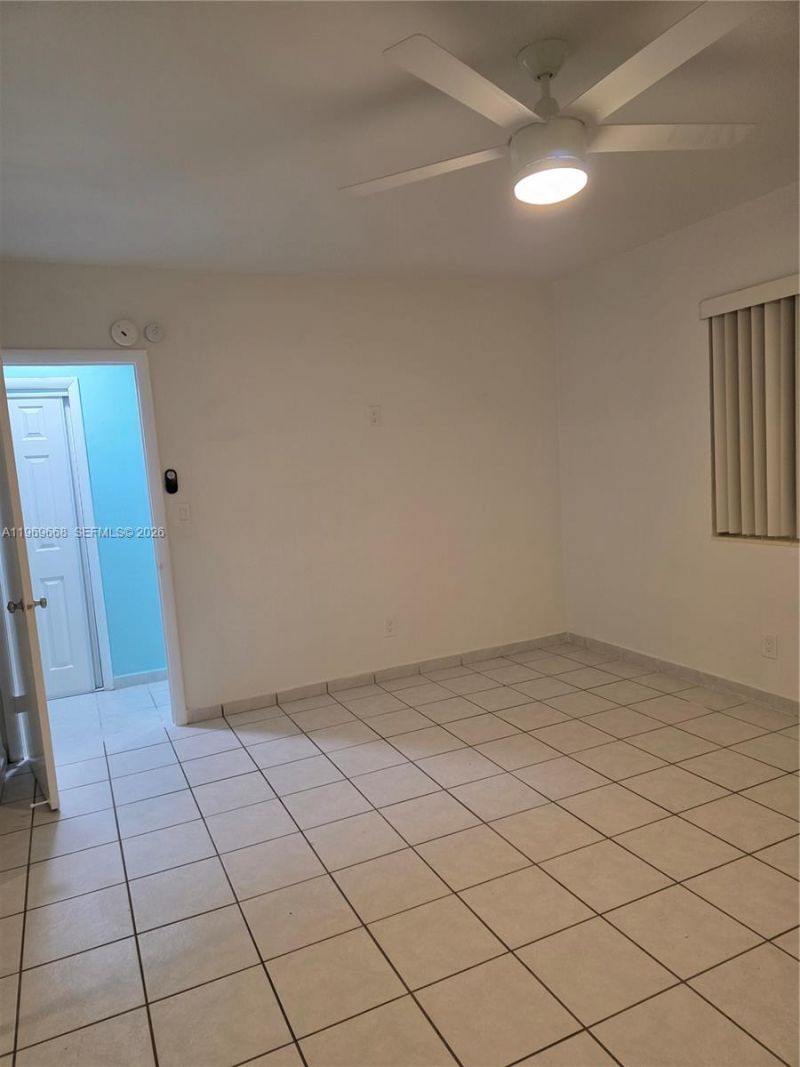 2101 Calais Dr , Unit 8, Miami Beach, FL 33141 Photo