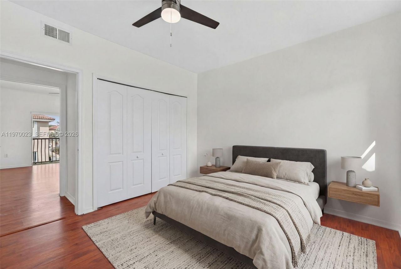 2302 NW 161st Ter, Pembroke Pines, FL 33028 Photo