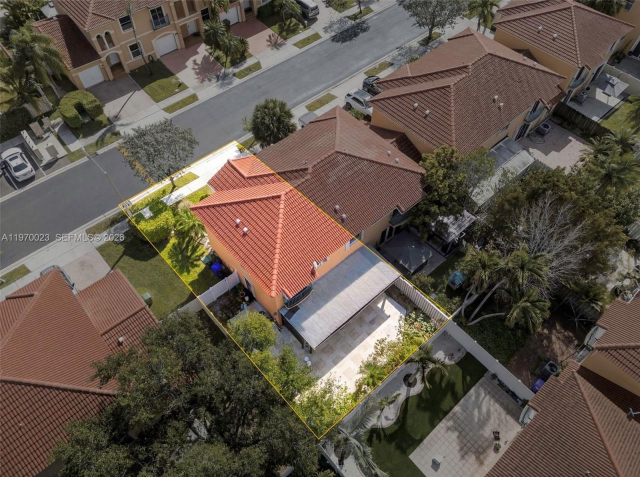 2302 NW 161st Ter, Pembroke Pines, FL 33028 Photo