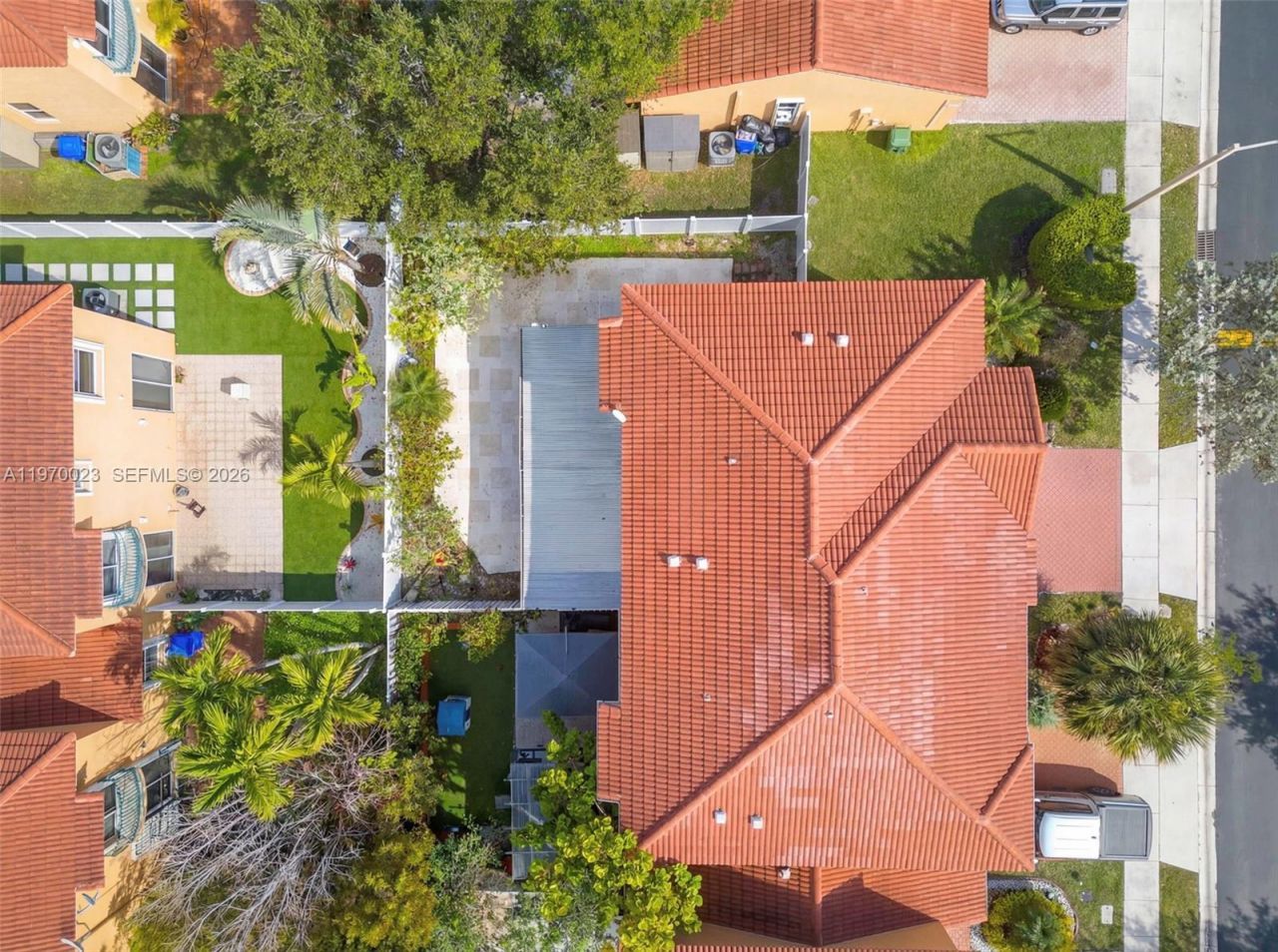 2302 NW 161st Ter, Pembroke Pines, FL 33028 Photo