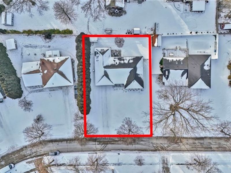 280 Tanglewood Trail, Wadsworth, OH 44281 Photo 2