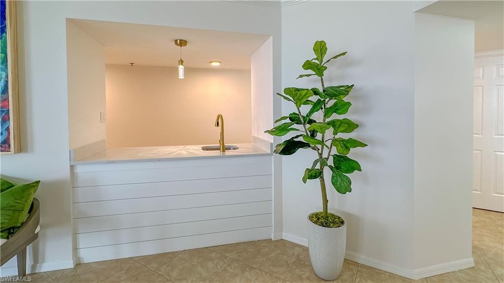 4251 Gulf Shore Blvd N, Unit 18A, Naples, FL 34103 Photo