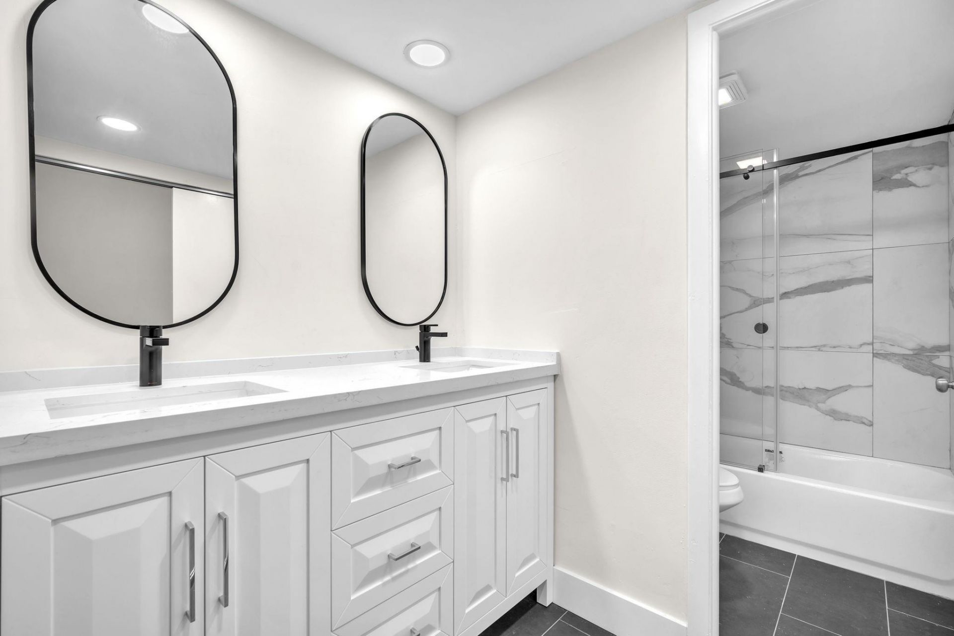 3900 N Hills Drive, Unit 414, Hollywood, FL 33021 Photo