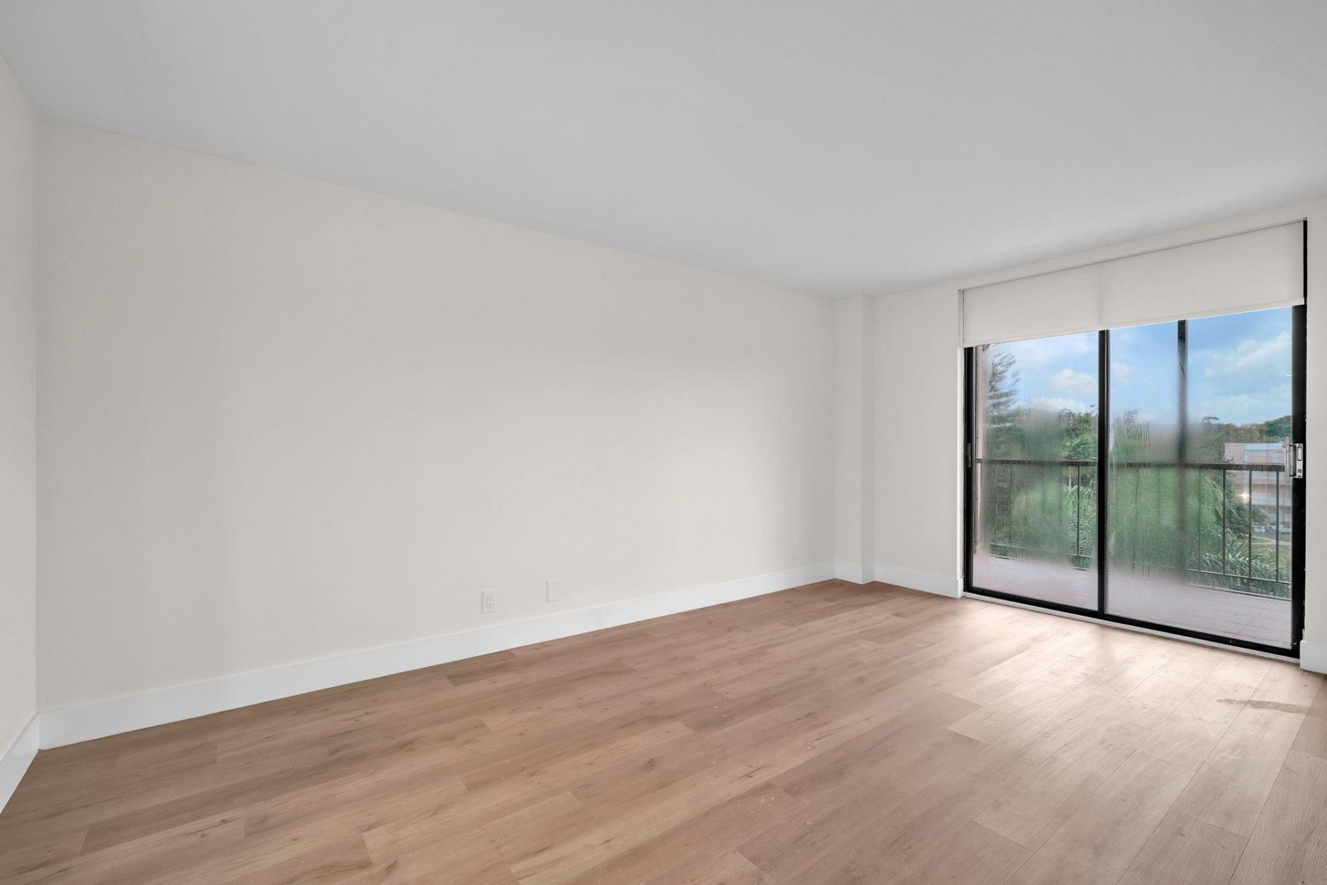 3900 N Hills Drive, Unit 414, Hollywood, FL 33021 Photo