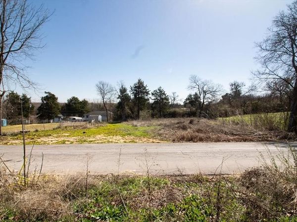 6040 & 6042 Kemrock Drive, Dallas, TX 75241