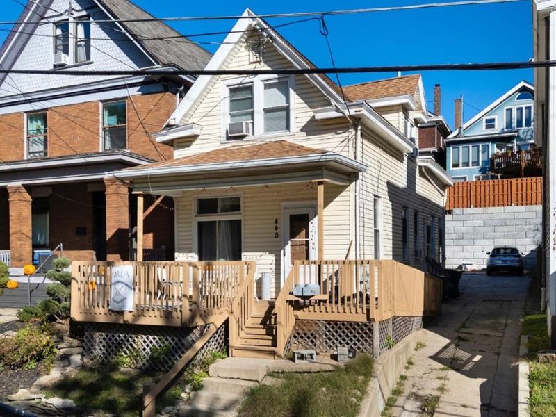 440 Warner Street, Cincinnati, OH 45219 Photo 1