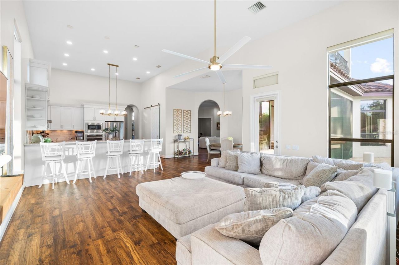 16406 Chapman Crossing Drive, Lithia, FL 33547 Photo