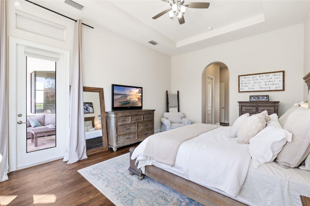 16406 Chapman Crossing Drive, Lithia, FL 33547 Photo