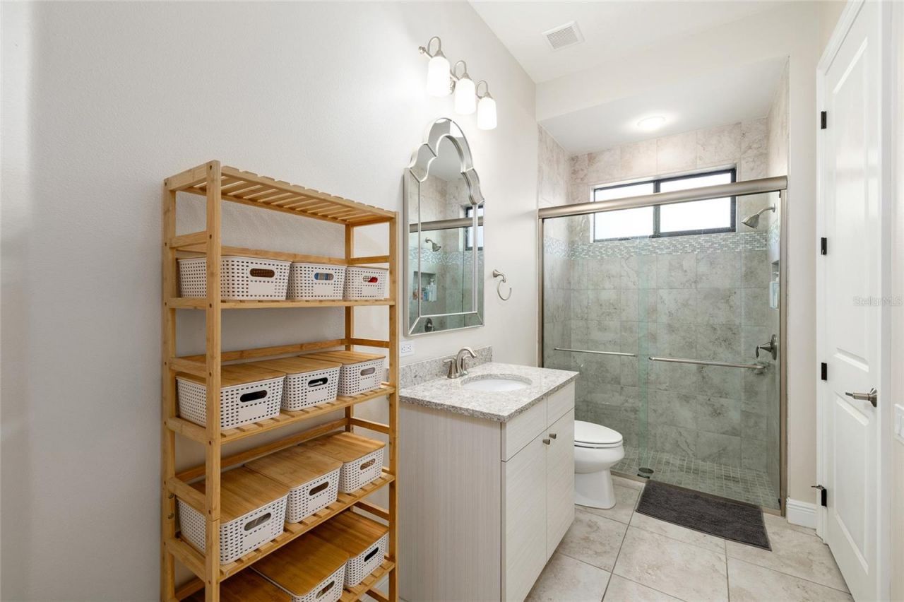 16406 Chapman Crossing Drive, Lithia, FL 33547 Photo