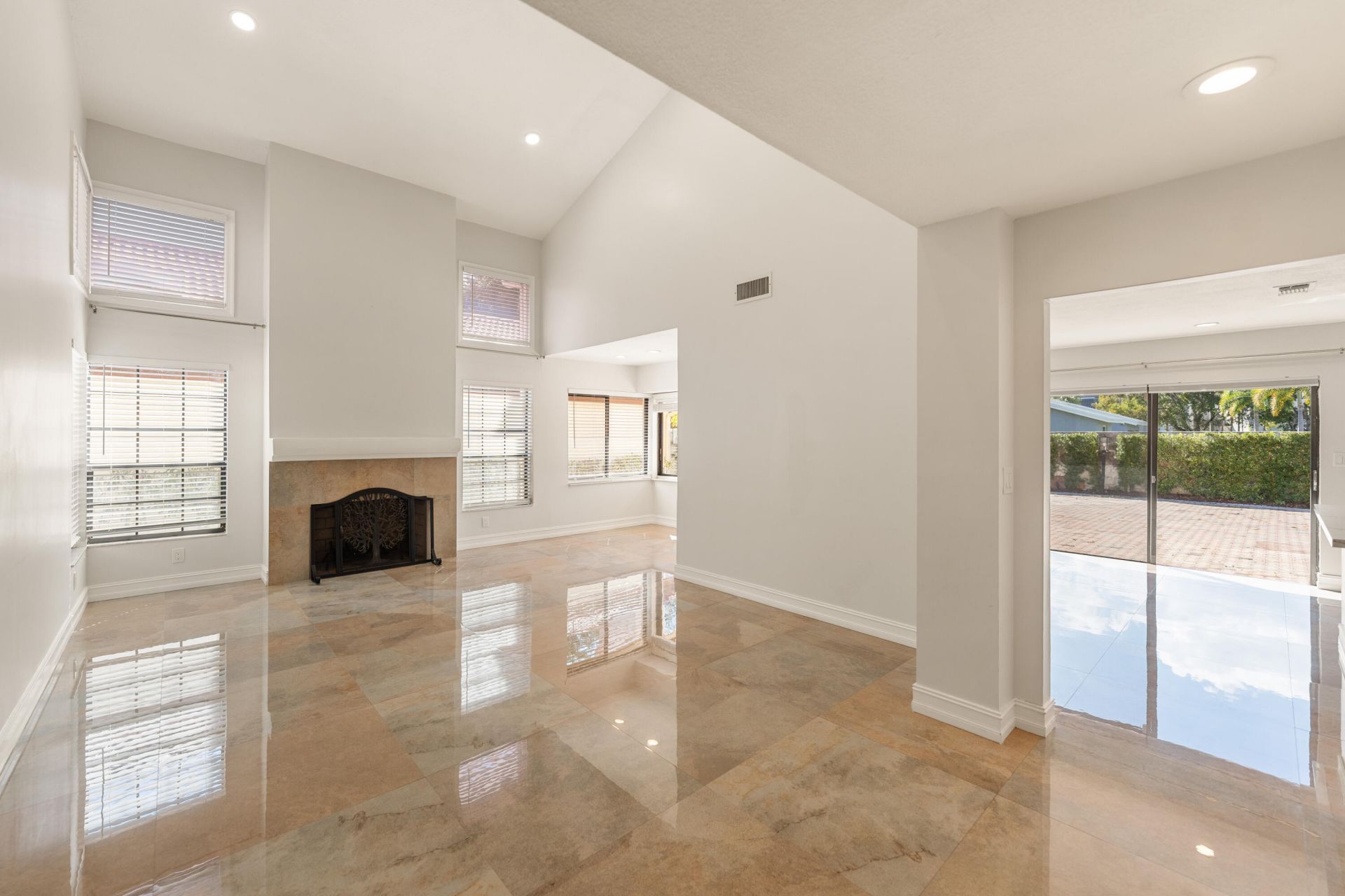 21669 Town Place Drive, Boca Raton, FL 33433 Photo