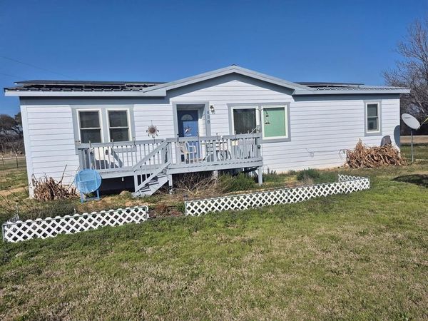 438 Silver River Road , Gholson, TX 76705