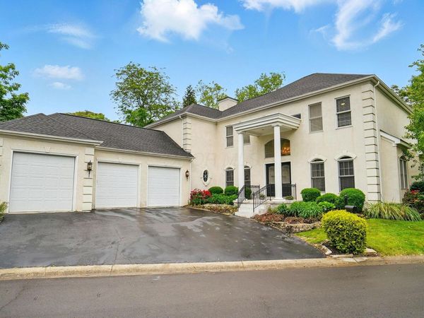 1940 Scioto Pointe Drive, Columbus, OH 43221