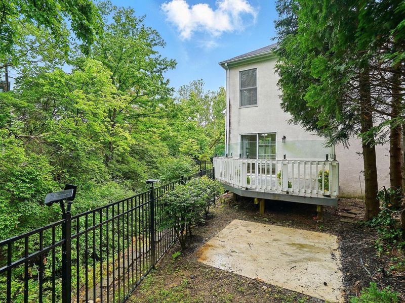 1940 Scioto Pointe Drive, Columbus, OH 43221 Photo 13