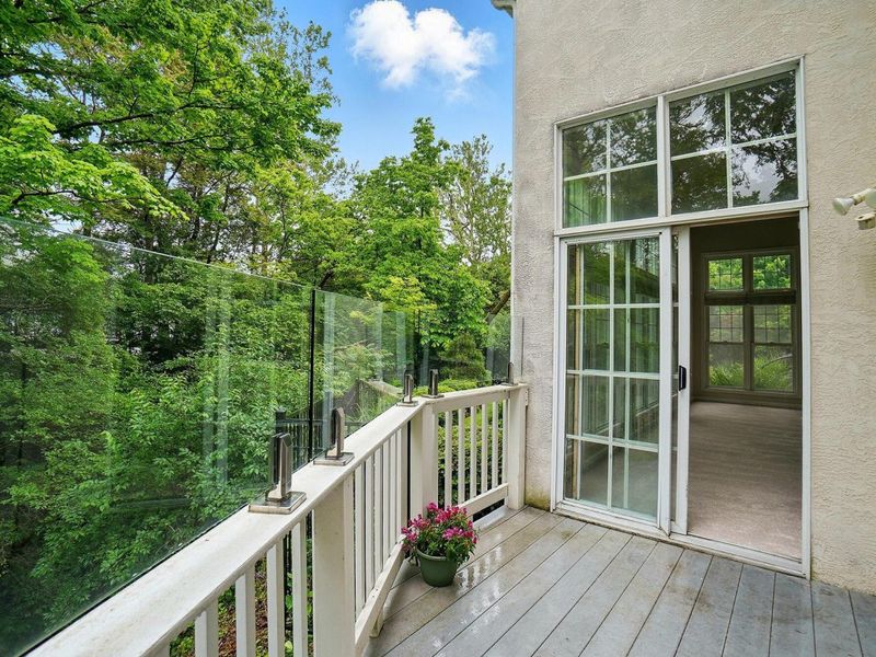 1940 Scioto Pointe Drive, Columbus, OH 43221 Photo 18