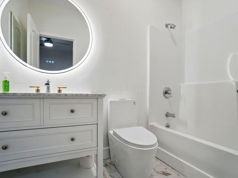 1940 Scioto Pointe Drive, Columbus, OH 43221 Photo 71