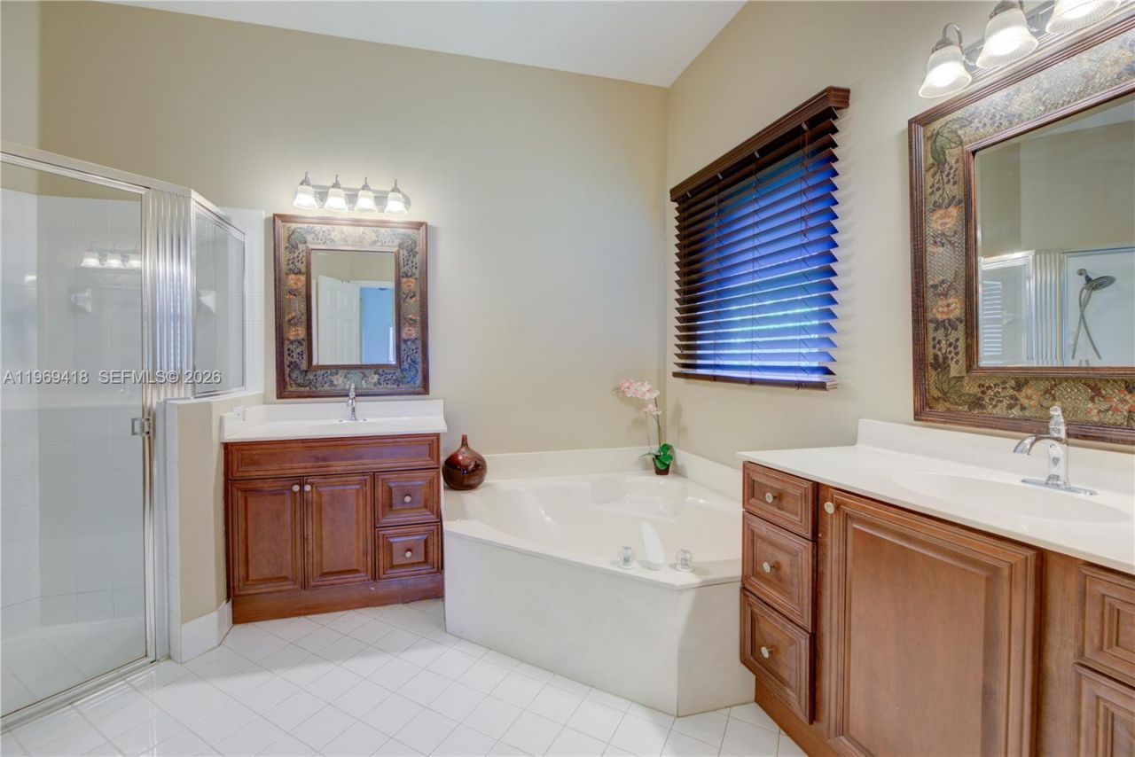 4310 Diamond Way, Weston, FL 33331 Photo