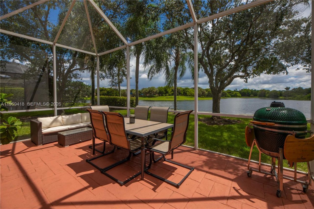 4310 Diamond Way, Weston, FL 33331 Photo