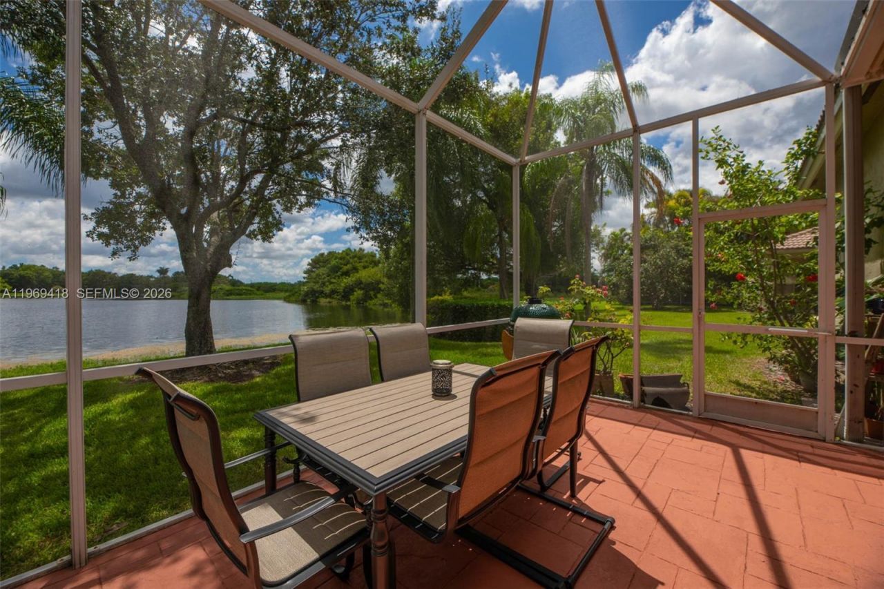 4310 Diamond Way, Weston, FL 33331 Photo