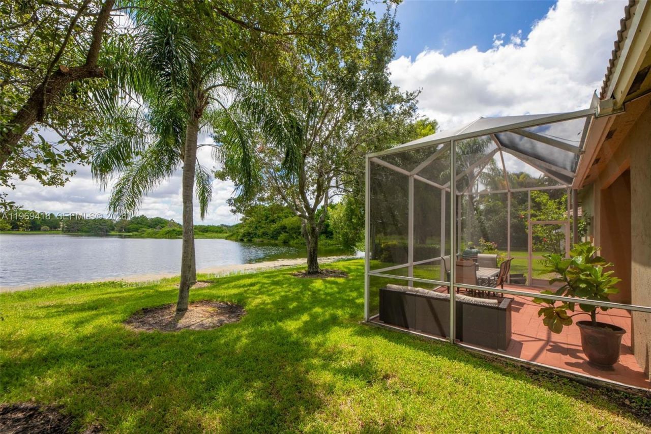 4310 Diamond Way, Weston, FL 33331 Photo