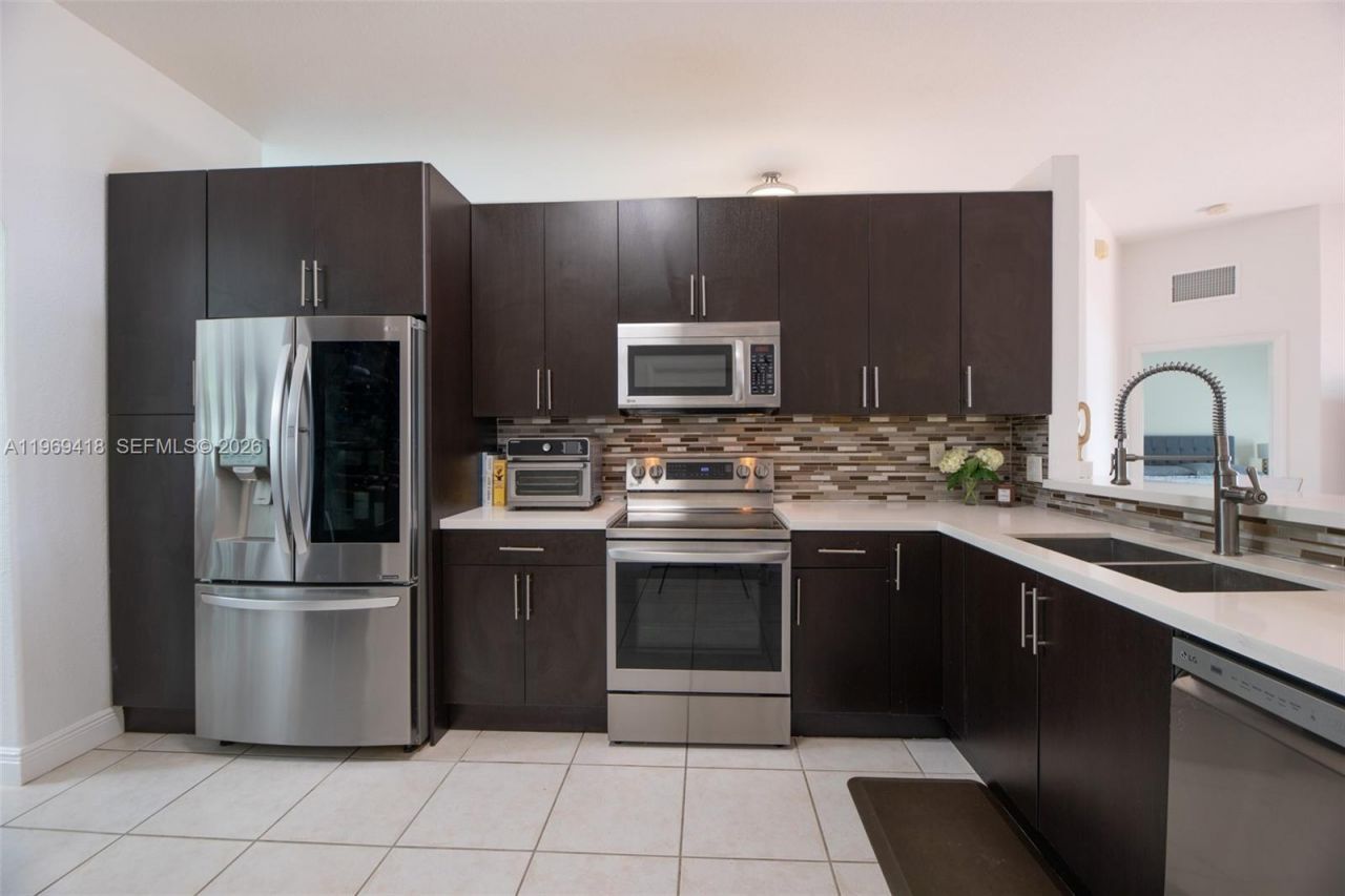 4310 Diamond Way, Weston, FL 33331 Photo