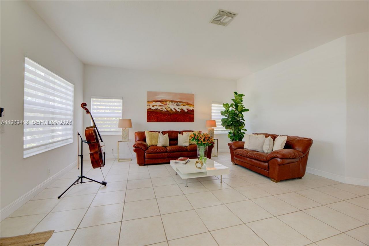 4310 Diamond Way, Weston, FL 33331 Photo