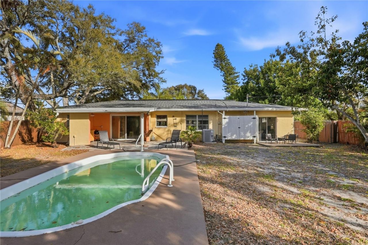 3515 Country Club Way S, Saint Petersburg, FL 33712 Photo